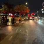 Kombi tomba no Eixão Sul e motorista é levado ferido ao hospital