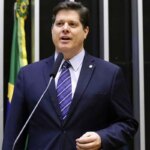 Baleia Rossi diz querer de Flávio governo como os de Tarcísio e Nunes em SP