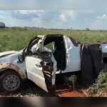 Mãe e filho morrem após carro capotar na BR-153, em Itumbiara (GO)