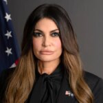 Ex-noiva de filho de Trump deixa embaixada dos EUA na Grécia após denúncias