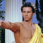 Morre o ator Michael Forest, o Apolo de Jornada nas Estrelas, aos 97 anos