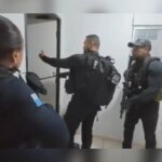 PM é alvo de operação por integrar milícia de Juninho Varão no RJ